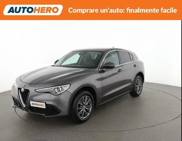Usata Alfa Romeo Stelvio Executive 280 CV (205 kW) 2018 Grigio SUV