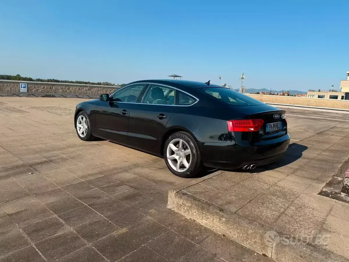 Usata Audi A5 Business 150 CV (110 kW) 2014 Nero Coupé