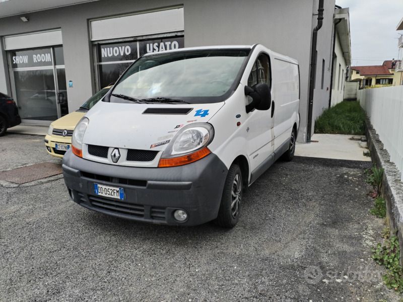 Usata 2006 Renault Traffic | 4000 € - Immagine 1/4