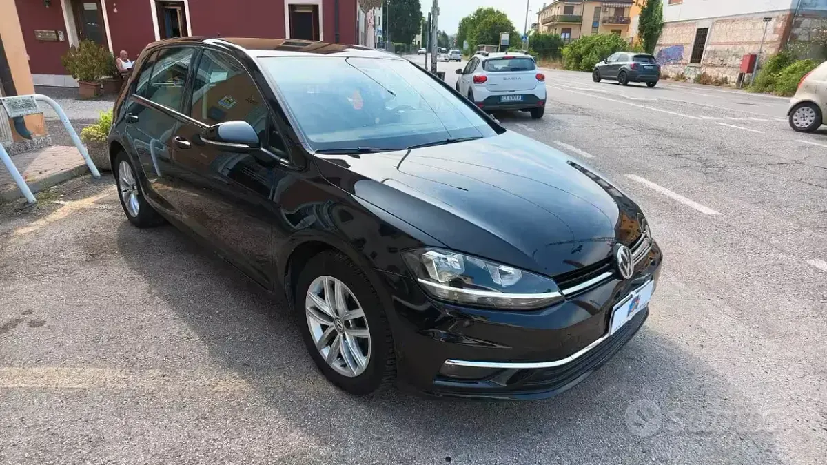 Usata VW Golf VII 116 CV (85 kW) 2018 Other Berlina