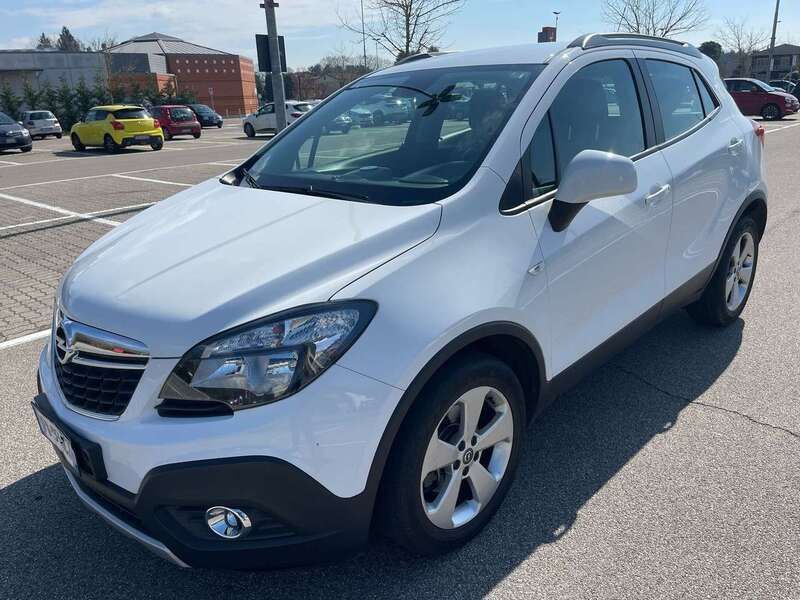 Usata Opel Mokka Cosmo 140 CV (102 kW) 2015 Bianco SUV