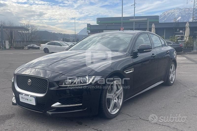Usata Jaguar XE R-Sport 180 CV (132 kW) 2016 Nero Berlina