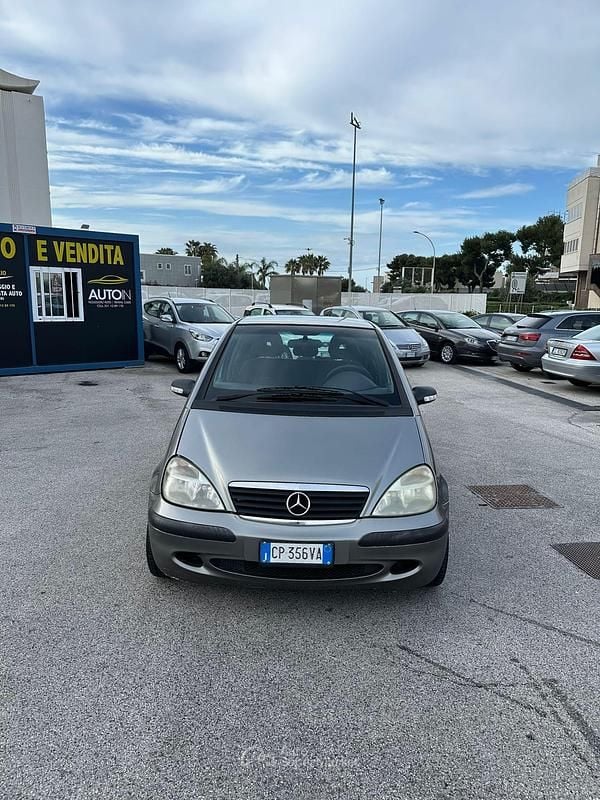 Usata Mercedes A170 Elegance 95 CV (69 kW) 2004 Gray Monovolume