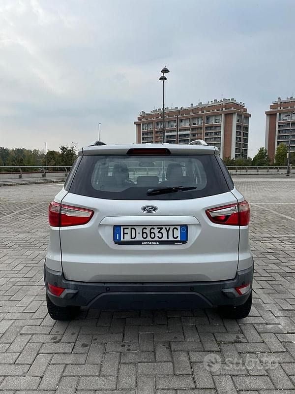 Usata Ford Ecosport 95 CV (69 kW) 2016 Grigio SUV