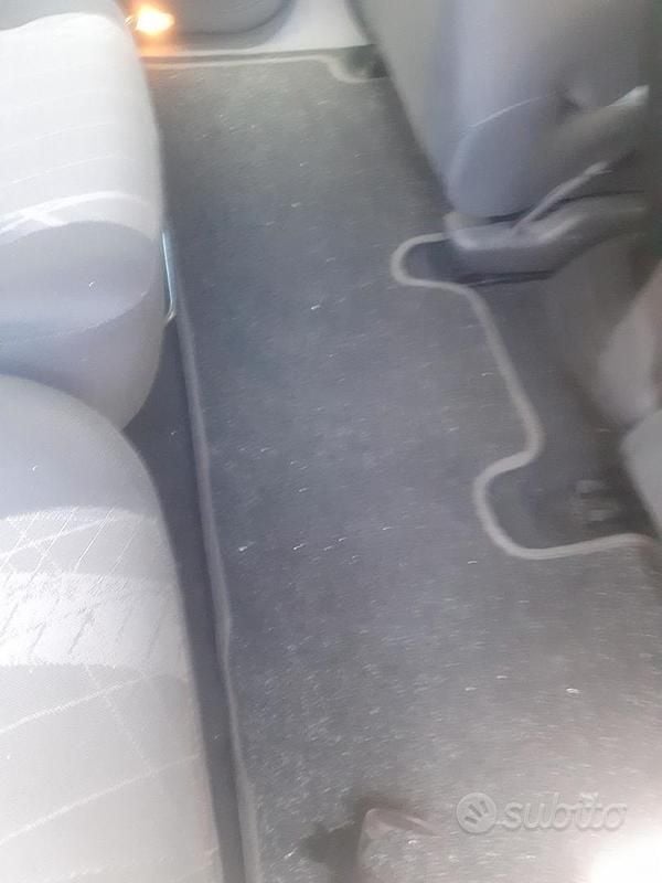 Usata Renault Scénic II 2005 Grigio Monovolume