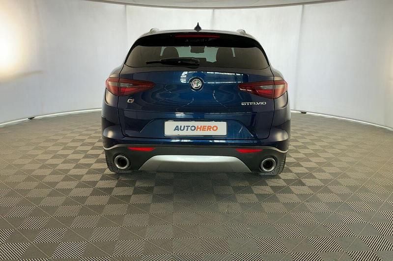 Usata Alfa Romeo Stelvio Executive 280 CV (205 kW) 2019 Blu SUV
