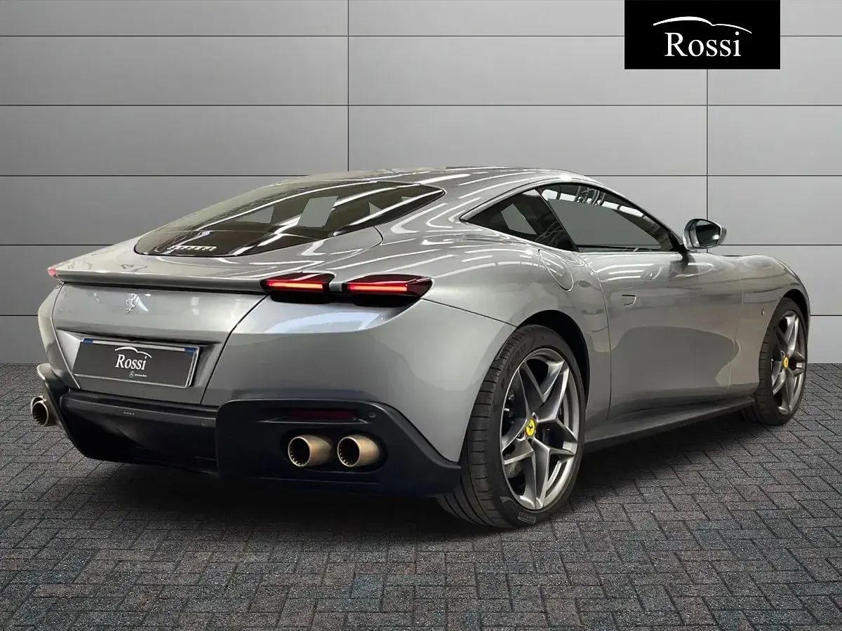 Usata Ferrari Roma 620 CV (456 kW) 2021 Blu/azzurro Coupé