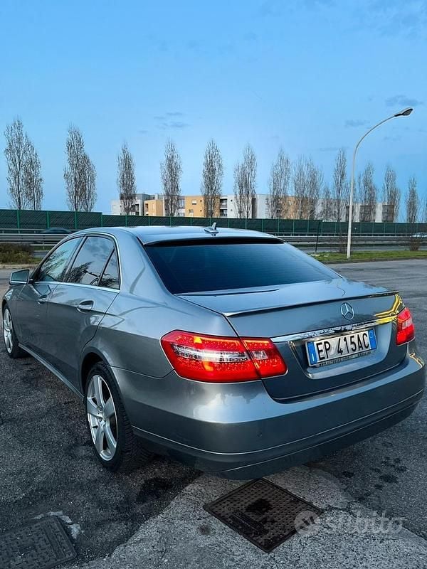 Usata Mercedes 200 2012 Grigio Berlina