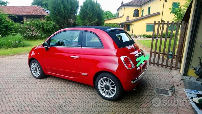 Usata Fiat 500C Lounge 69 CV (50 kW) 2014 Rosso Cabrio