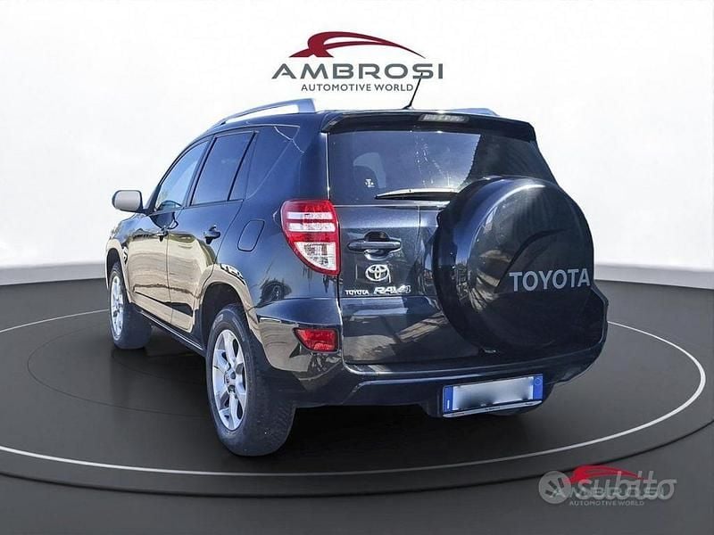 Usata Toyota RAV4 150 CV (110 kW) 2010 Grigio SUV