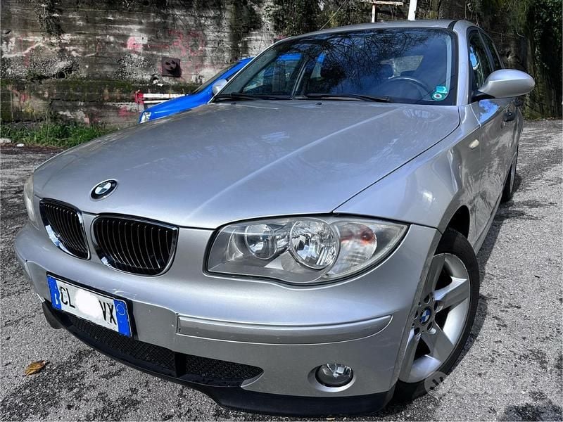 Usata BMW 116 116 CV (85 kW) 2005 Grigio Utilitaria