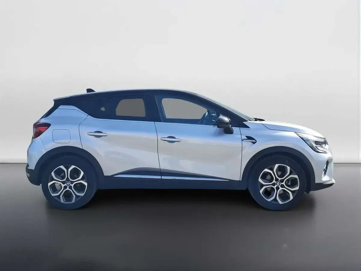 Usata Renault Captur Techno 143 CV (105 kW) 2023 Bianco SUV