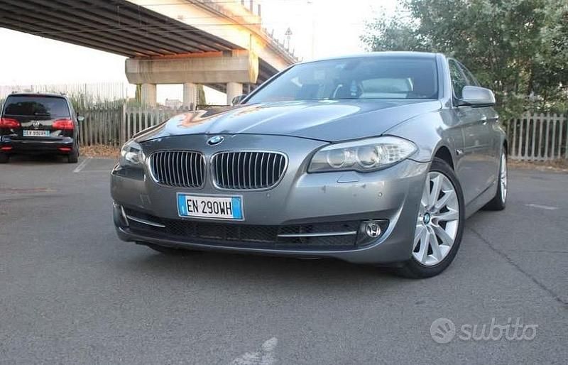 Usata BMW 520 184 CV (135 kW) 2011 Grigio Berlina