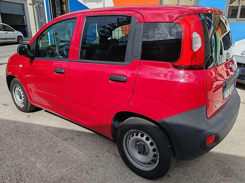 Usata Fiat Panda 75 CV (55 kW) 2015 Rosso Utilitaria
