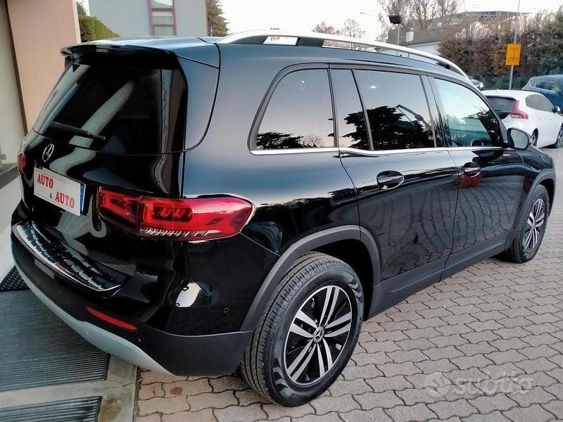 Usata Mercedes GLB180 Business 115 CV (84 kW) 2021 Nero SUV