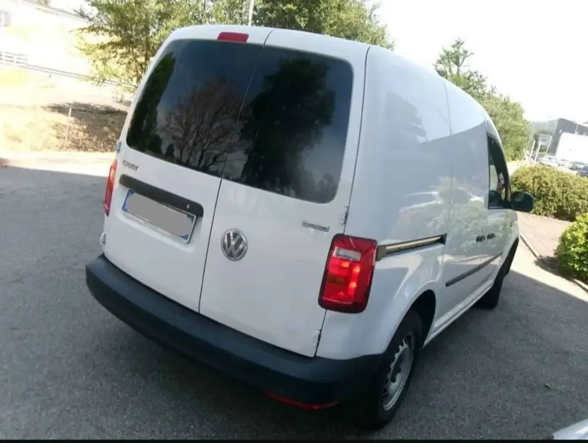 Usata VW Caddy Business 122 CV (89 kW) 2020 Bianco Monovolume