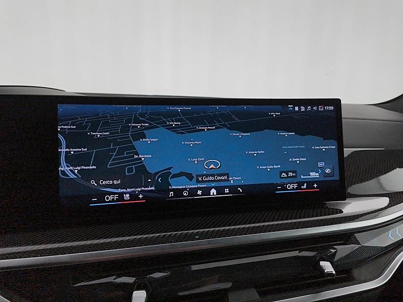 Usata BMW X5 M Sport 352 CV (258 kW) 2024 Dravit grey SUV