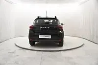 Begagnad Dacia Sandero Comfort 101 HK (74 kW) 2023 Svart Sedan
