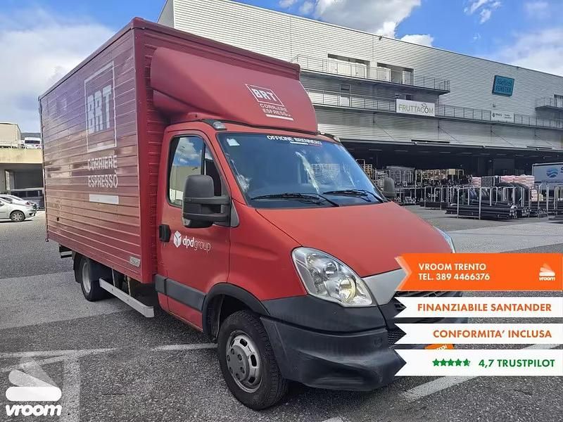 Usata Iveco Daily 106 CV (77 kW) 2015 Utilitaria
