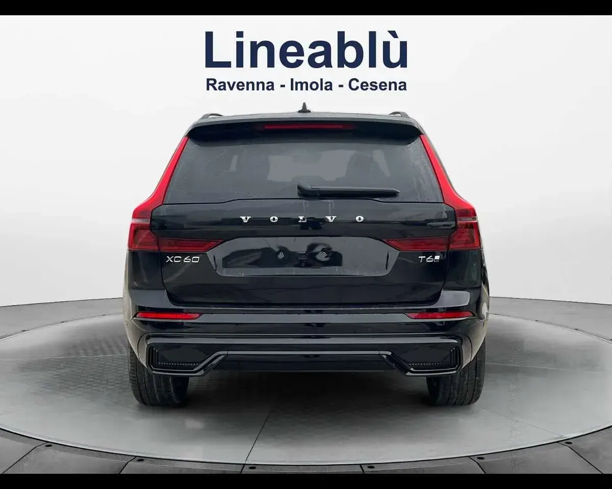 Nuova Volvo XC60 Plus 253 CV (186 kW) 2026 Onyx black SUV