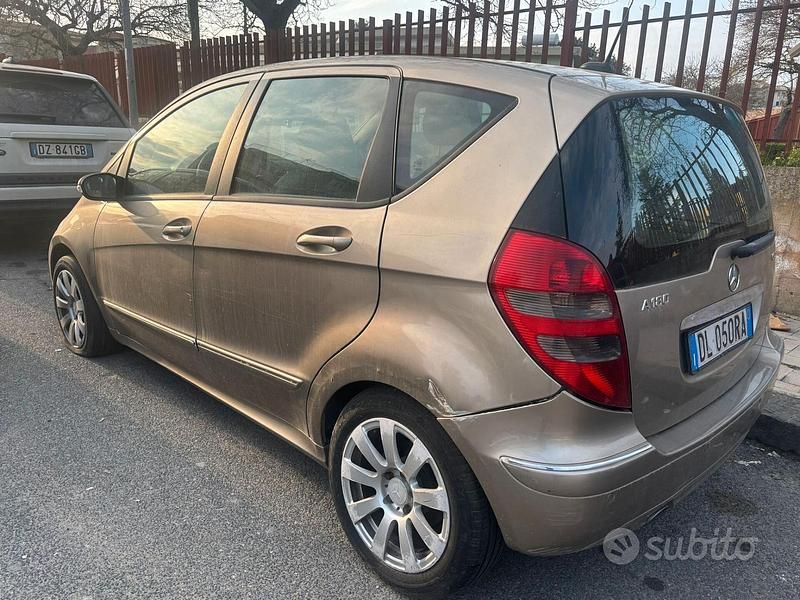 Usata Mercedes A180 Avantgarde 148 CV (108 kW) 2007 Giallo Berlina