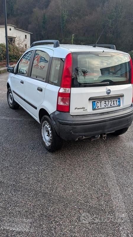 Usata Fiat Panda 4x4 60 CV (44 kW) 2005 Bianco Utilitaria
