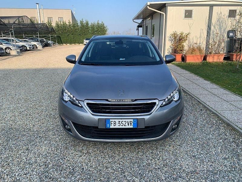 Usata Peugeot 308 Allure 120 CV (88 kW) 2015 Grigio Station wagon