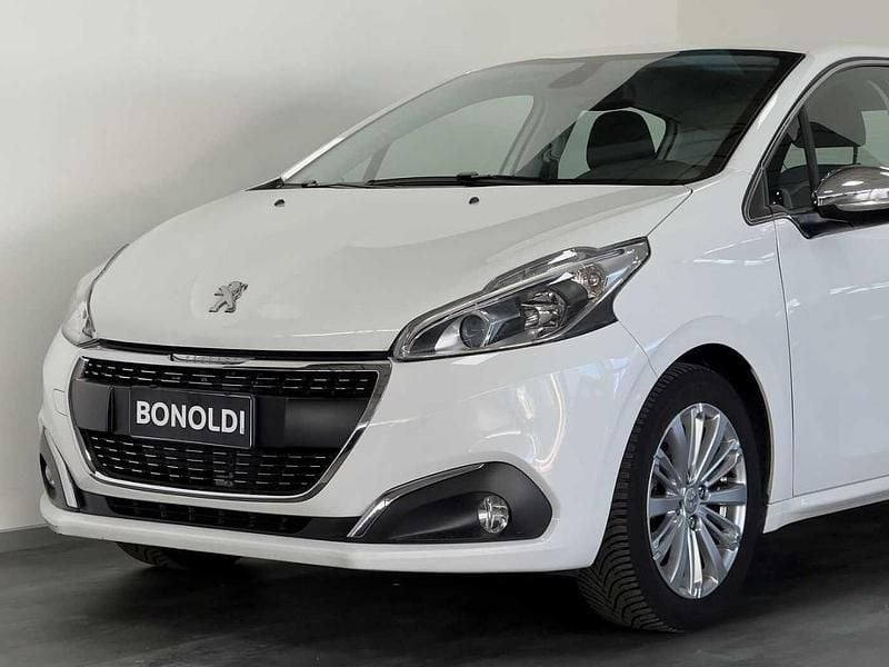 Usata Peugeot 208 Allure 83 CV (61 kW) 2019 Bianco Utilitaria