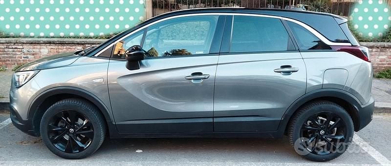 Usata Opel Crossland 2017 Grigio SUV