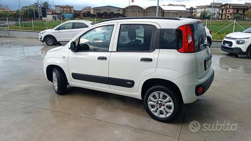 Usata Fiat Panda Easy 80 CV (58 kW) 2020 Bianco Utilitaria