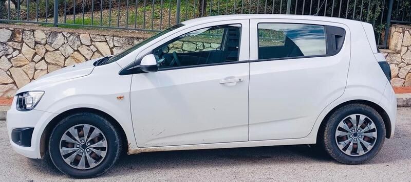 Usata Chevrolet Aveo LT 75 CV (55 kW) 2012 Bianco Berlina