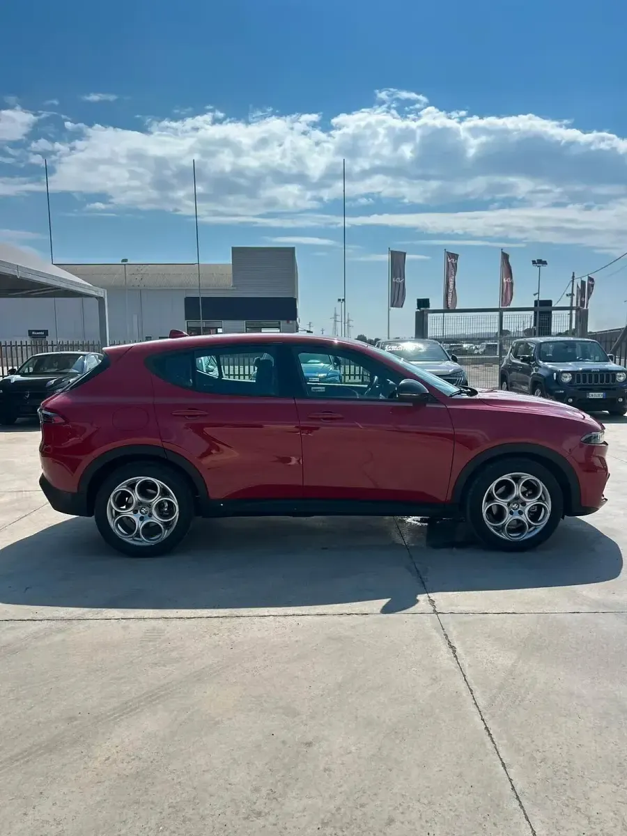 Usata Alfa Romeo Tonale Sprint 130 CV (95 kW) 2024 Rosso SUV