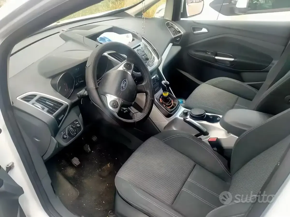 Usata Ford C-MAX 125 CV (91 kW) 2011 Bianco Monovolume