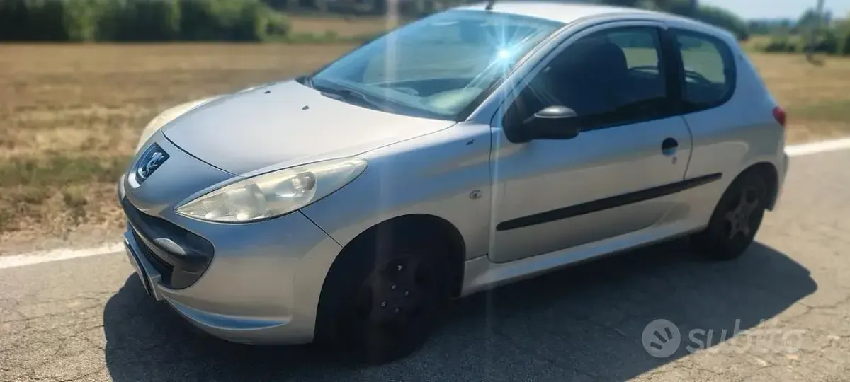 Usata Peugeot 206+ 60 CV (44 kW) 2009 Grigio Utilitaria