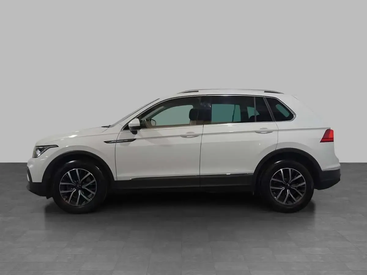 Usata VW Tiguan Life 150 CV (110 kW) 2023 0q pure white SUV