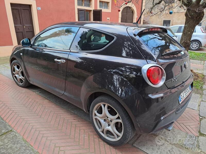 Usato 2011 Alfa Romeo MiTo 1.6 Diesel 120 CV (5.500 €)