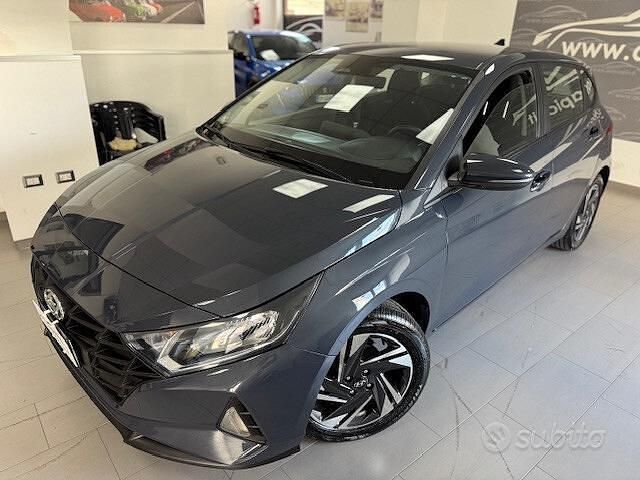 Usata Hyundai i20 84 CV (61 kW) 2023 Grigio Utilitaria