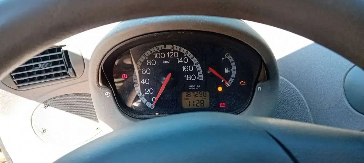 Usata Fiat 600 54 CV (39 kW) 2006 Argento Utilitaria