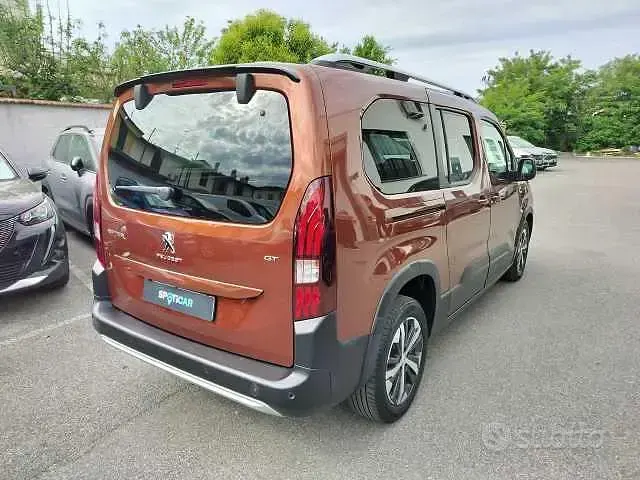 Gebraucht Peugeot Rifter GT 131 PS (96 kW) 2022 Orange Van / Kleinbus