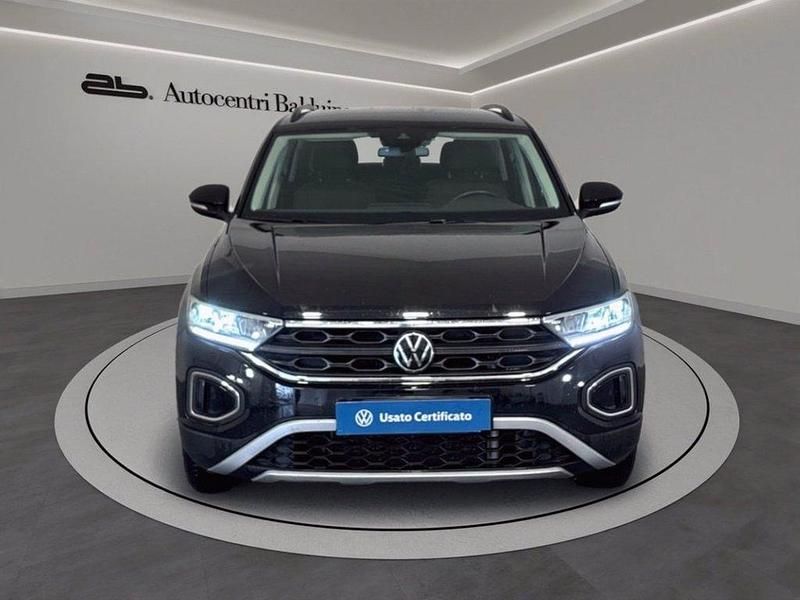 Usata VW T-Roc Life 110 CV (80 kW) 2022 Nero SUV