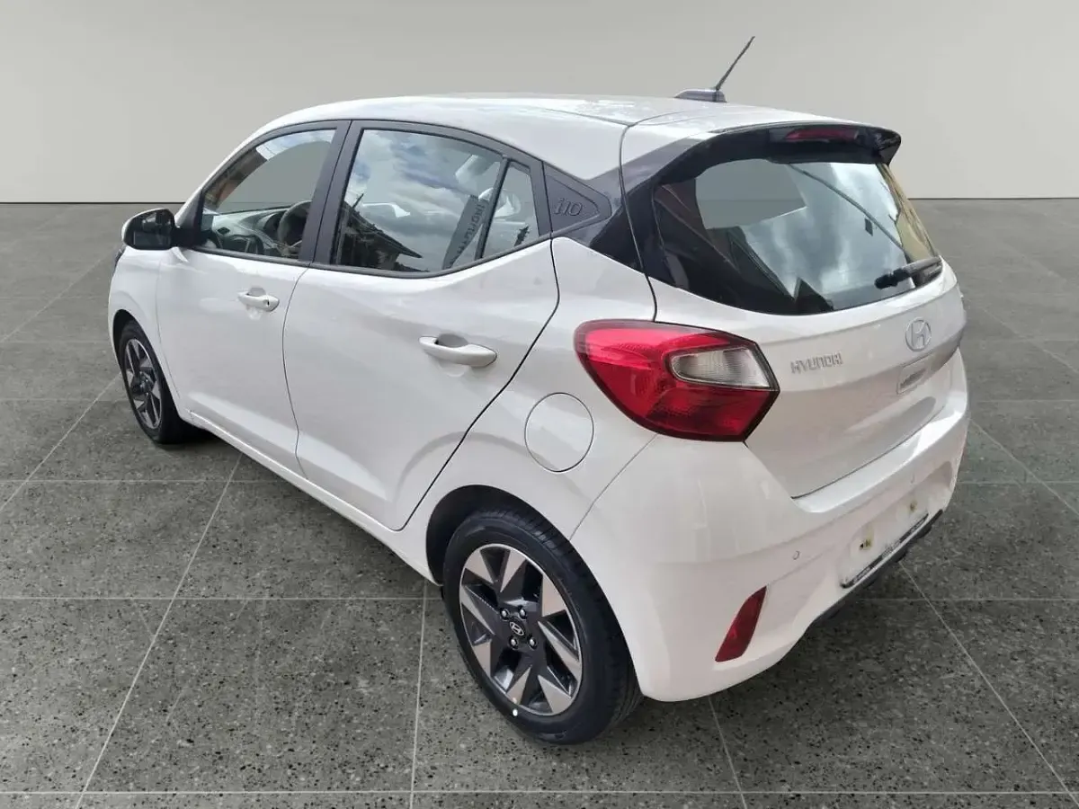 Nuova Hyundai i10 63 CV (46 kW) 2026 Bianco Utilitaria