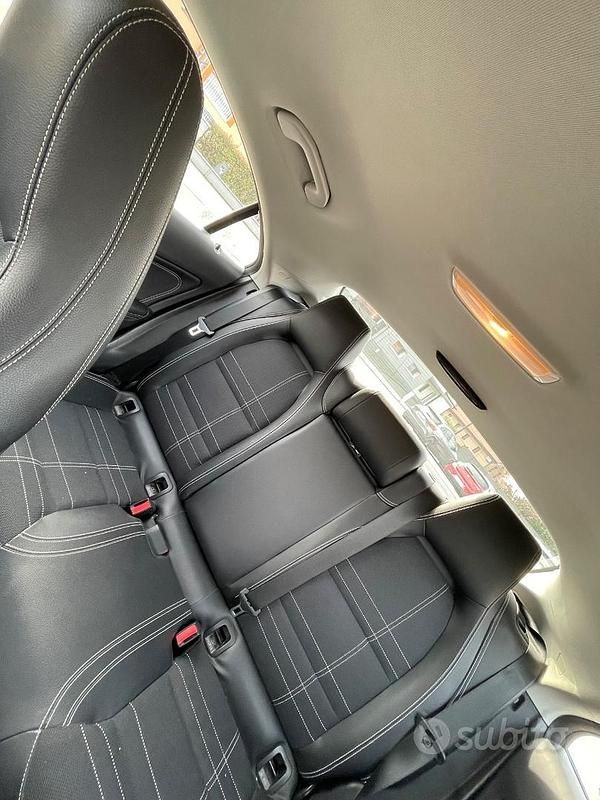 Usata Mercedes CLA200 Business 136 CV (100 kW) 2014 Nero Coupé