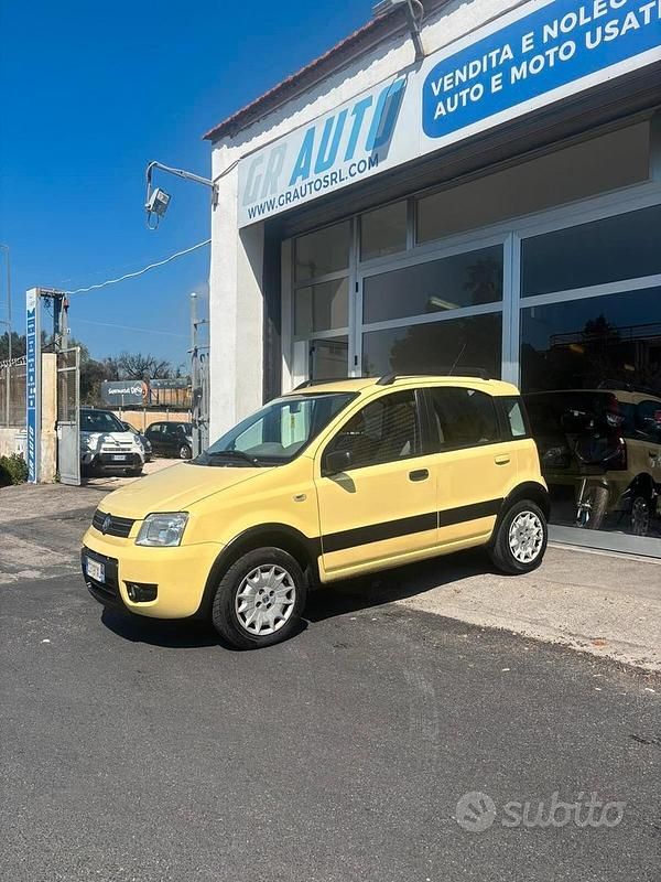 Usata Fiat Panda 4x4 Climbing 60 CV (44 kW) 2005 Giallo Utilitaria