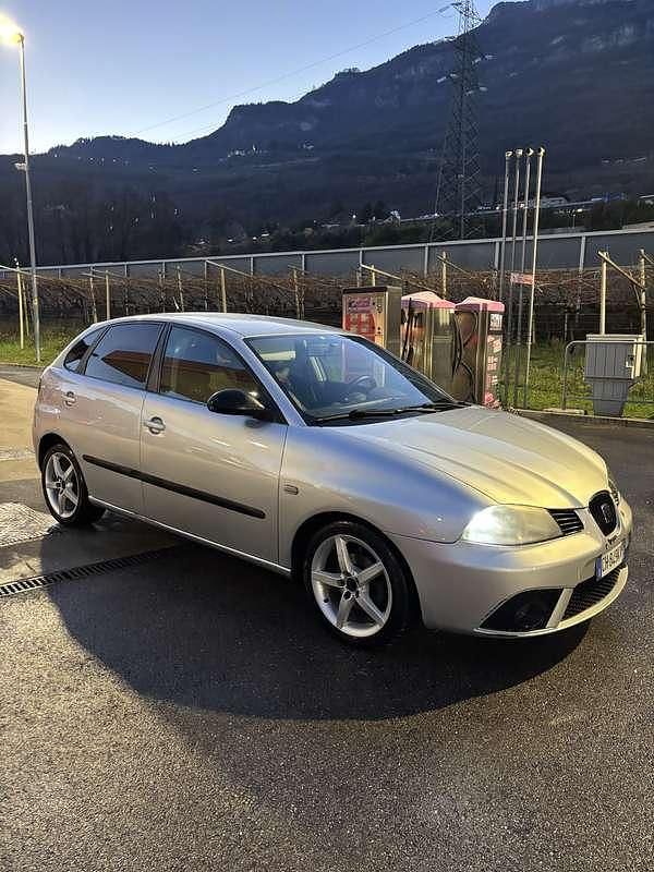 Second-hand Seat Ibiza Stylance 75 CP (55 kW) 2002 Hatchback