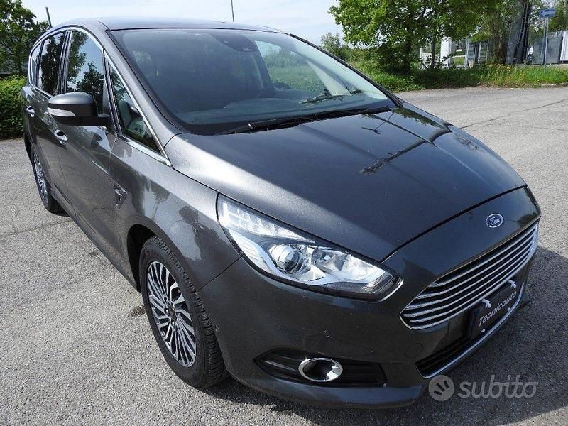 Usata Ford S-MAX Business Edition 190 CV (139 kW) 2019 Magnetic grey Monovolume