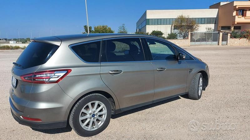 Usata Ford S-MAX S 150 CV (110 kW) 2016 Monovolume
