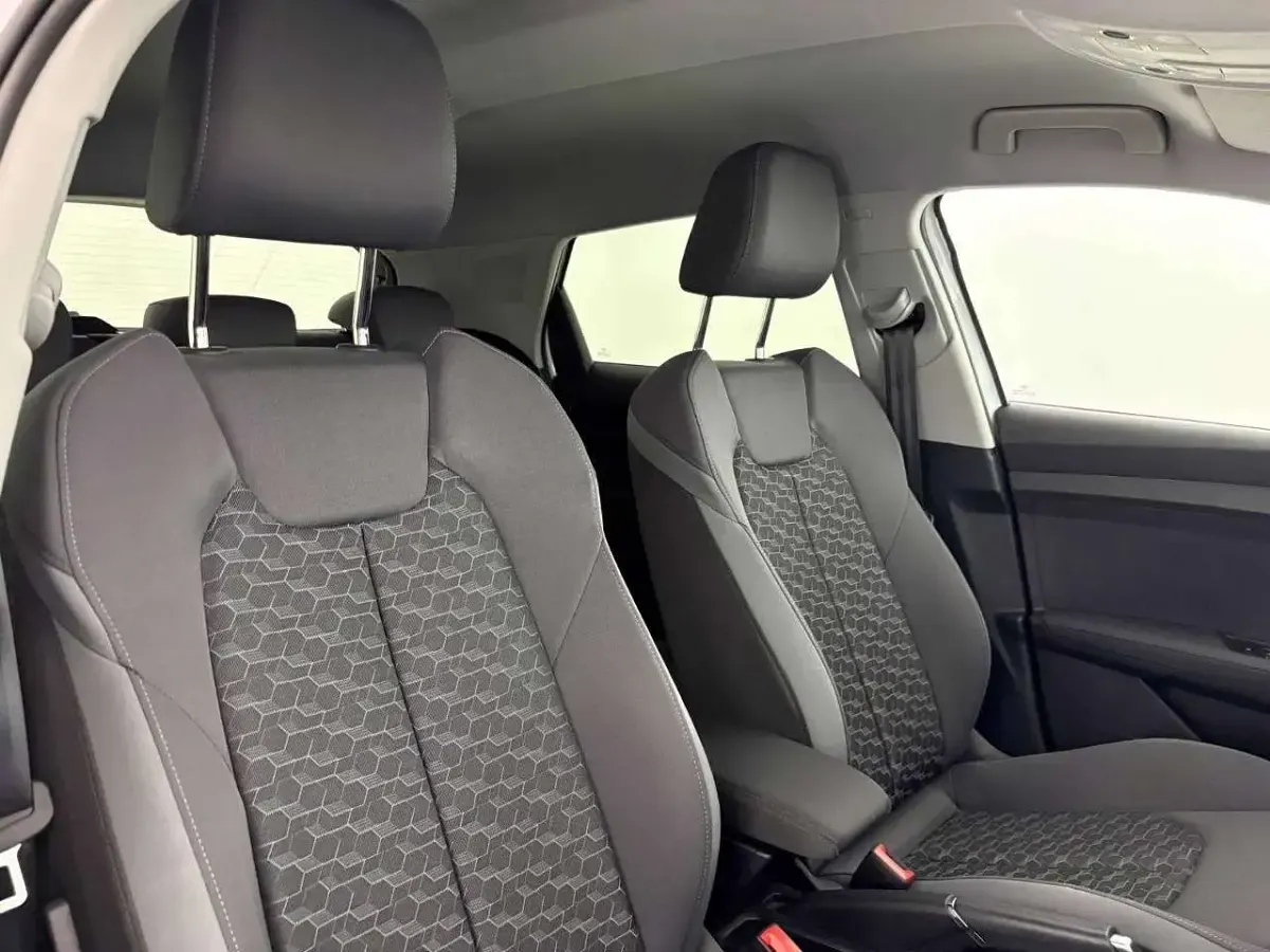 Usata Audi A1 Sportback S-Line 116 CV (85 kW) 2025 Bianco ghiaccio / tetto nero m Utilitaria