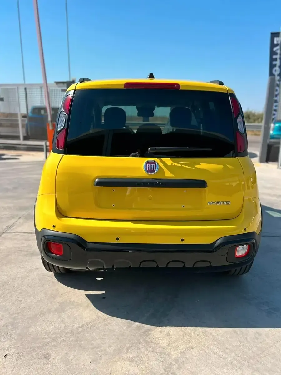Nuova Fiat Panda Cross Cross 65 CV (47 kW) 2026 Giallo Utilitaria