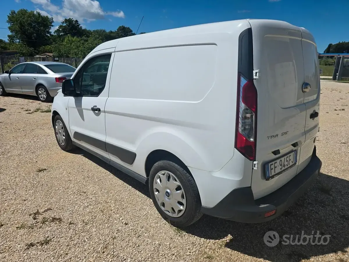 Occasion Ford Transit 101 ch (74 kW) 2017 Beige Monospace