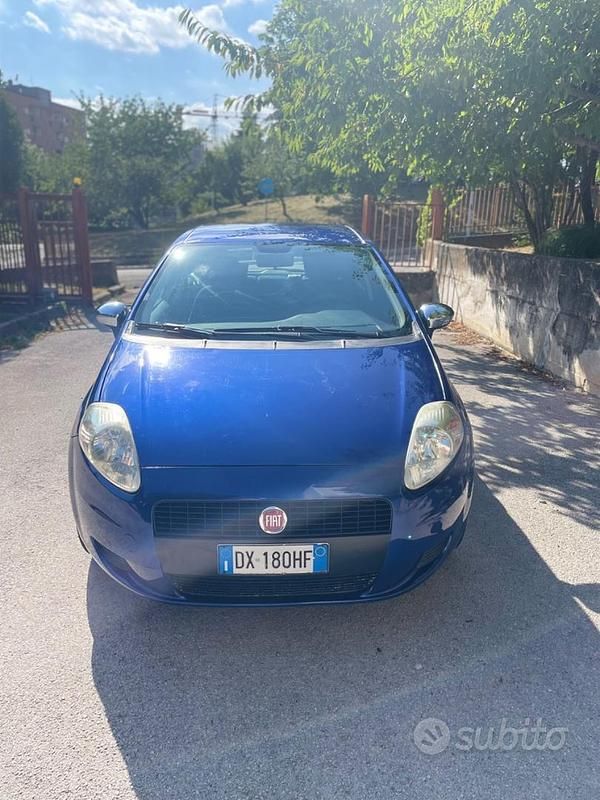 Usata Fiat Grande Punto 90 CV (66 kW) 2009 Blu Utilitaria